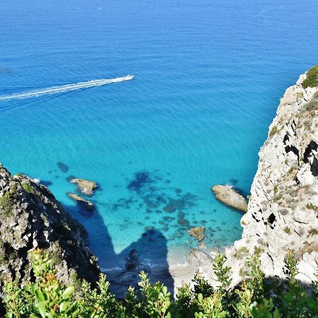 Calabria Beach Villa'S Capo Vaticano Luaran gambar