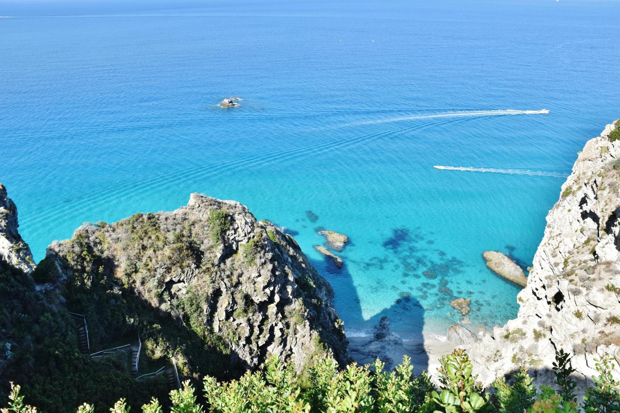 Calabria Beach Villa'S Capo Vaticano Luaran gambar